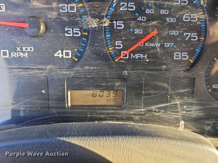 image for item DQ1203 2005 International 7300  digger derrick truck