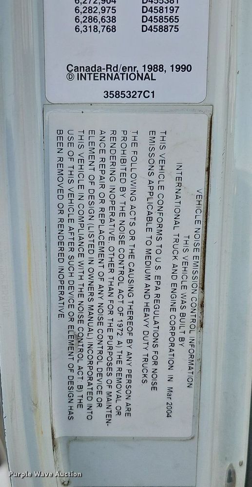 image for item DQ1203 2005 International 7300  digger derrick truck