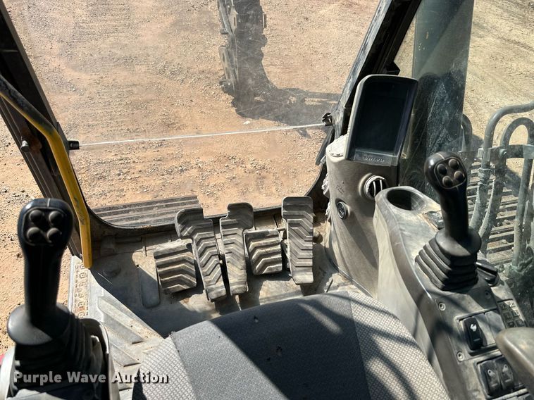 image for item DQ1453 Volvo EC160C  excavator