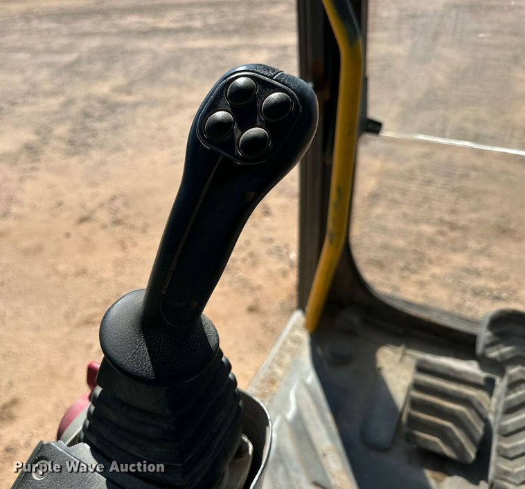 image for item DQ1453 Volvo EC160C  excavator