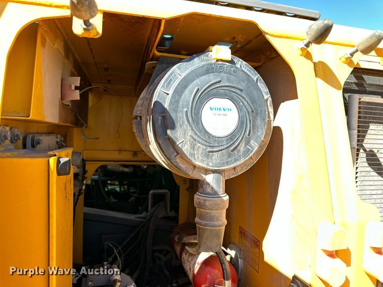 image for item DQ1453 Volvo EC160C  excavator