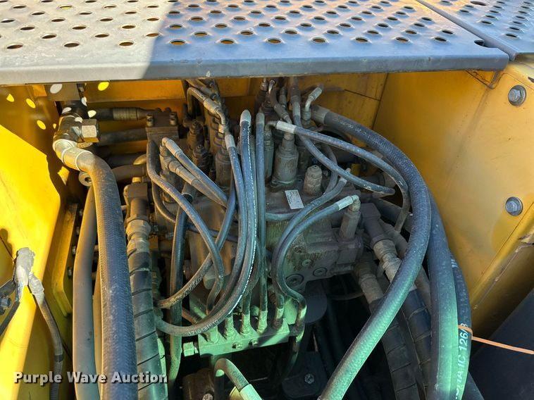 image for item DQ1453 Volvo EC160C  excavator