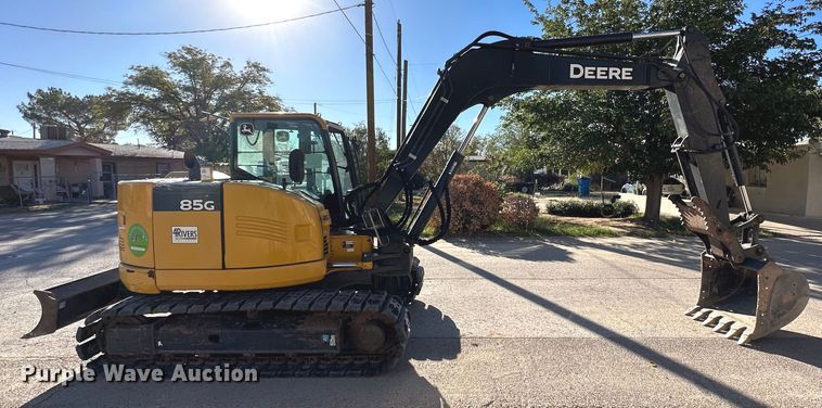 image for item DQ1459 2018 John Deere 85G  mini excavator