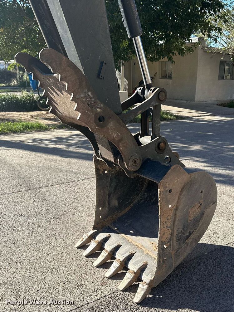 image for item DQ1459 2018 John Deere 85G  mini excavator