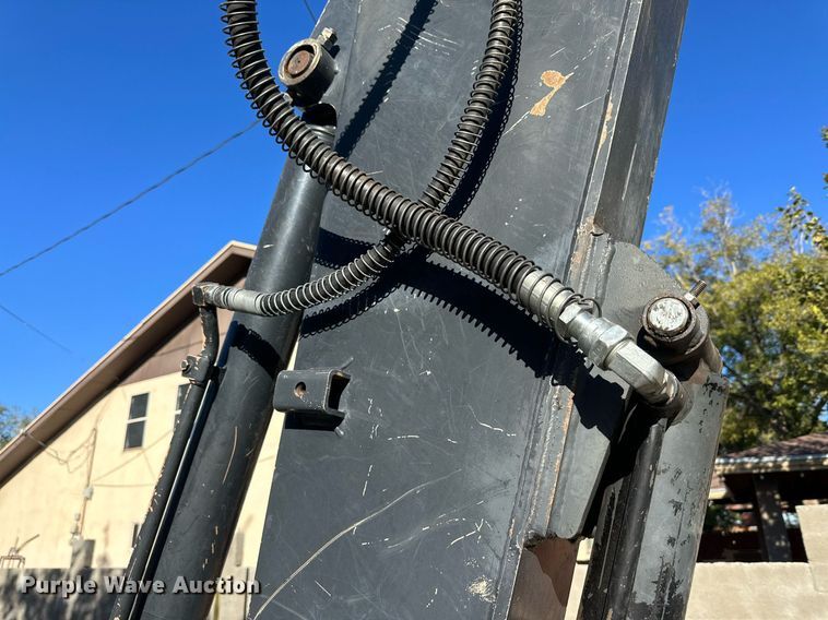 image for item DQ1459 2018 John Deere 85G  mini excavator