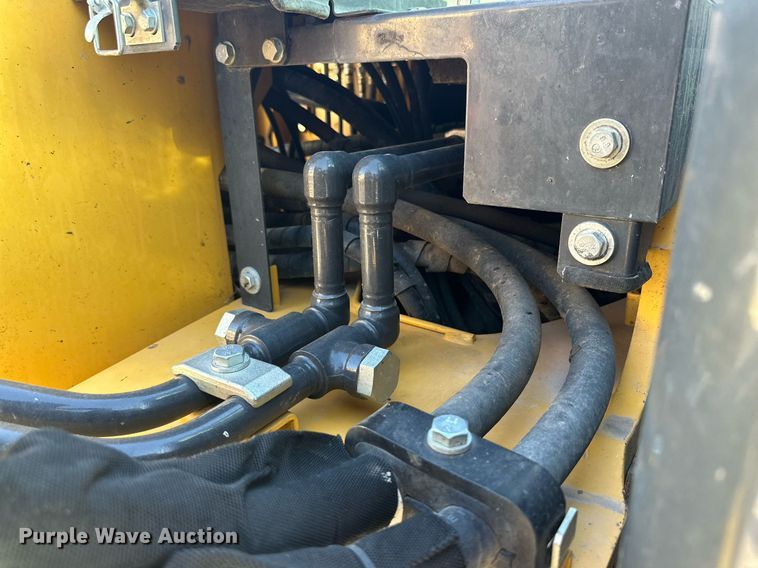 image for item DQ1459 2018 John Deere 85G  mini excavator