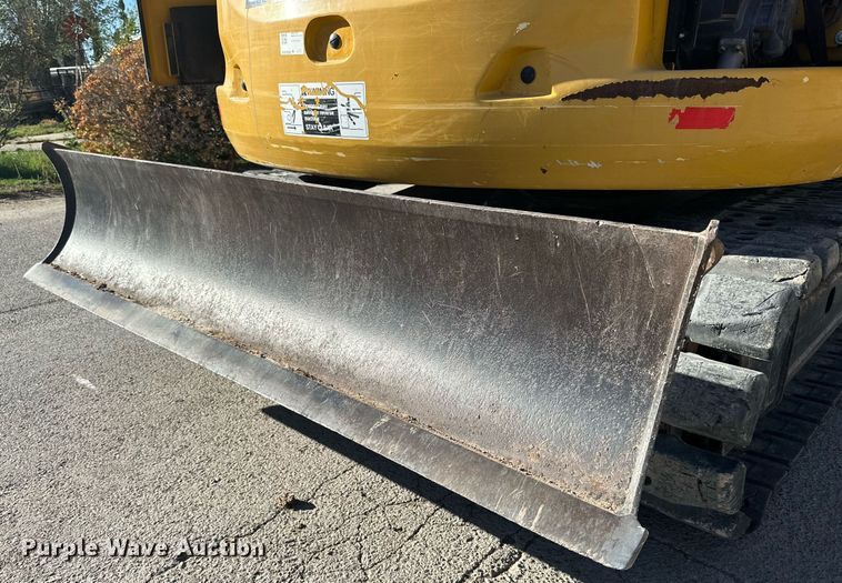 image for item DQ1459 2018 John Deere 85G  mini excavator