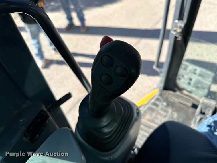 image for item DQ1459 2018 John Deere 85G  mini excavator