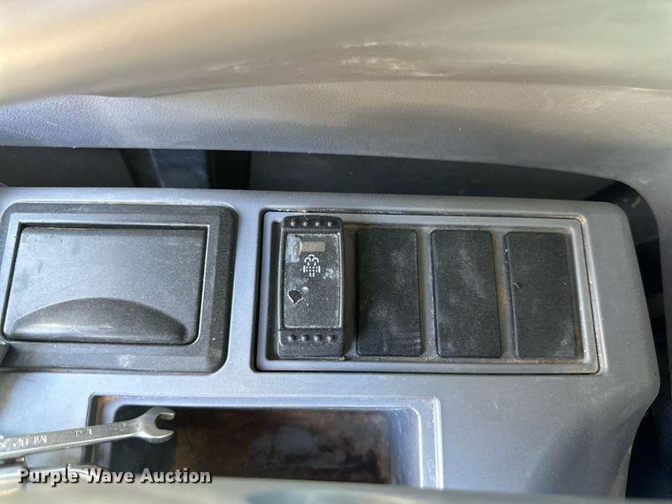 image for item DQ1459 2018 John Deere 85G  mini excavator