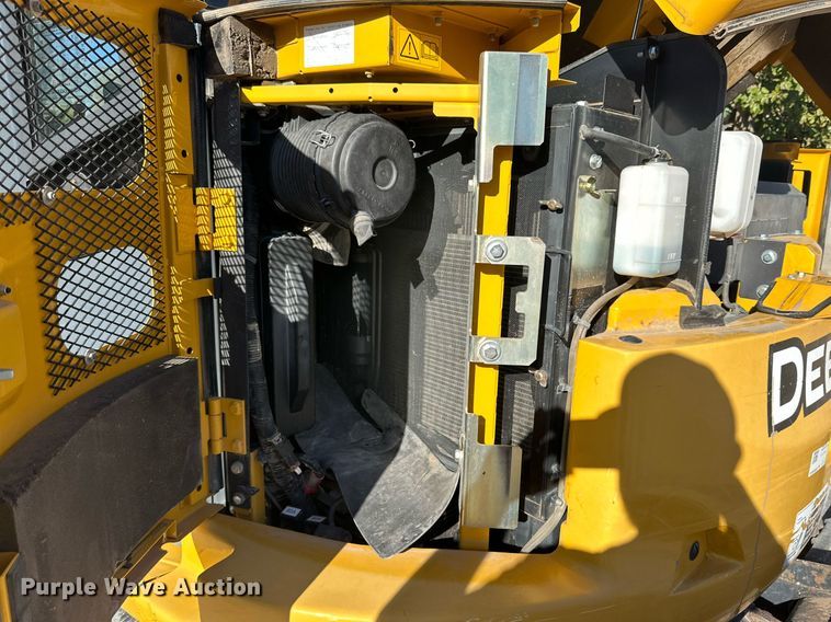 image for item DQ1459 2018 John Deere 85G  mini excavator