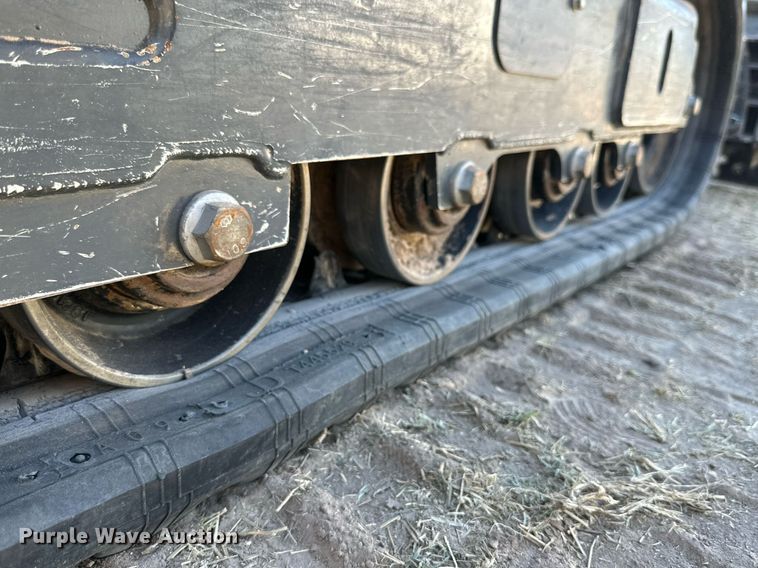 image for item DQ1460 2021 John Deere 325G  tracked skid steer loader