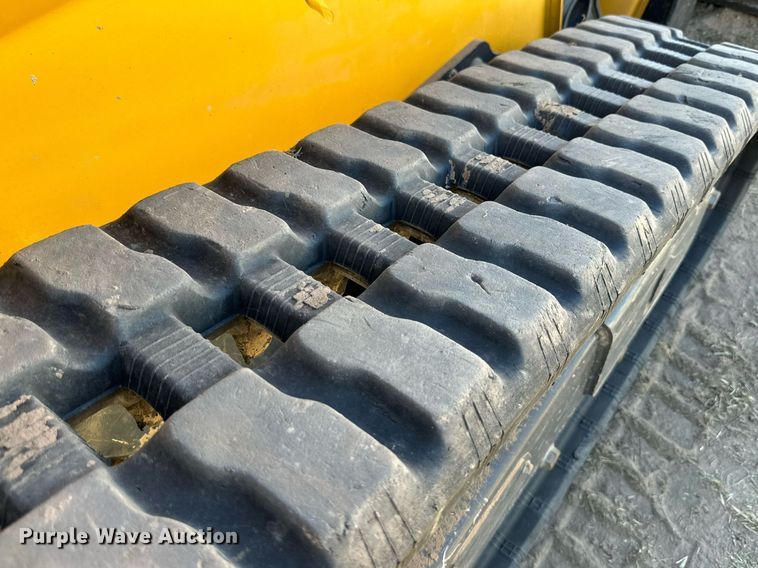 image for item DQ1460 2021 John Deere 325G  tracked skid steer loader