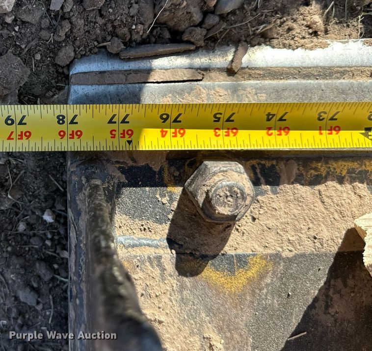 image for item DQ1460 2021 John Deere 325G  tracked skid steer loader