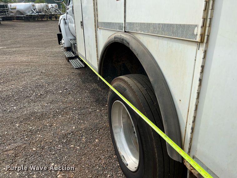 image for item DQ2203 2008 Ford F650 Super Duty XL  Crew Cab utility / service truck