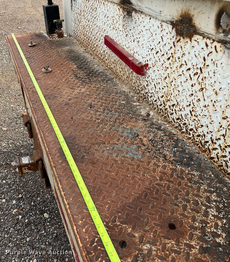 image for item DQ2203 2008 Ford F650 Super Duty XL  Crew Cab utility / service truck