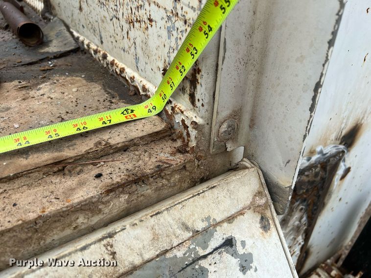 image for item DQ2203 2008 Ford F650 Super Duty XL  Crew Cab utility / service truck