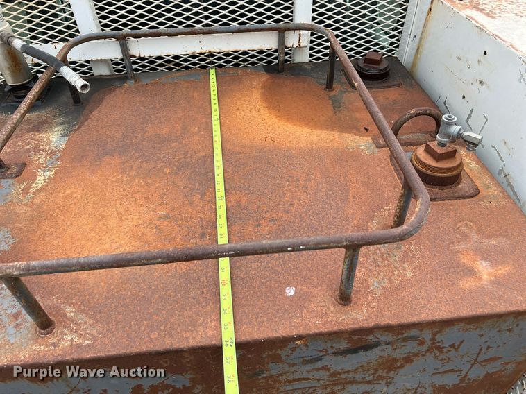 image for item DQ2203 2008 Ford F650 Super Duty XL  Crew Cab utility / service truck