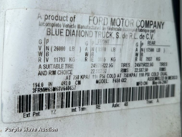 image for item DQ2203 2008 Ford F650 Super Duty XL  Crew Cab utility / service truck