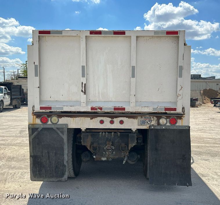 image for item DQ2217 2016 Kenworth T800  dump truck