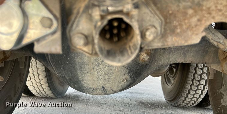 image for item DQ2217 2016 Kenworth T800  dump truck