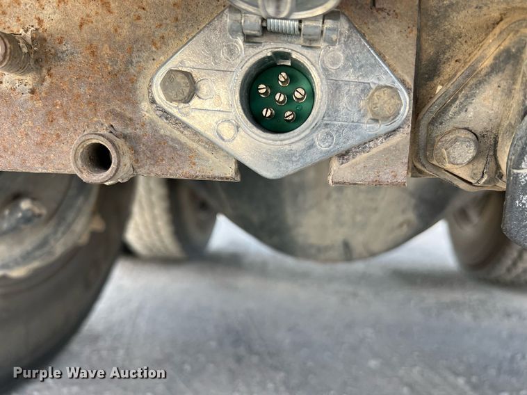 image for item DQ2217 2016 Kenworth T800  dump truck