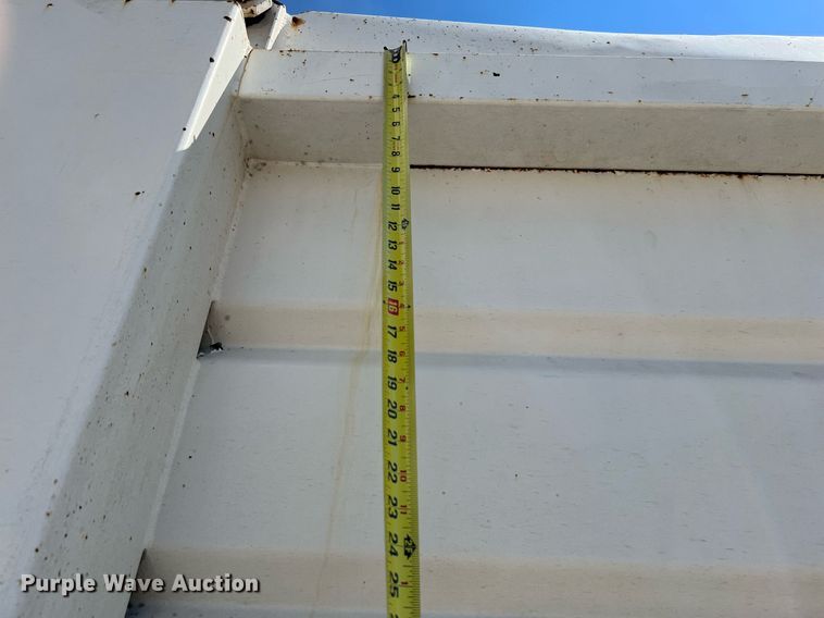 image for item DQ2217 2016 Kenworth T800  dump truck