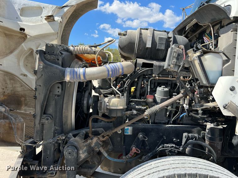 image for item DQ2217 2016 Kenworth T800  dump truck