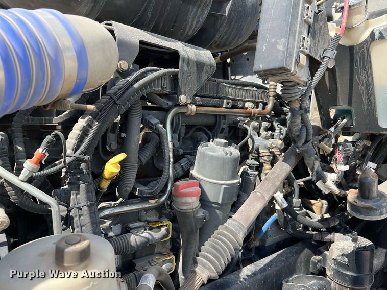 image for item DQ2217 2016 Kenworth T800  dump truck