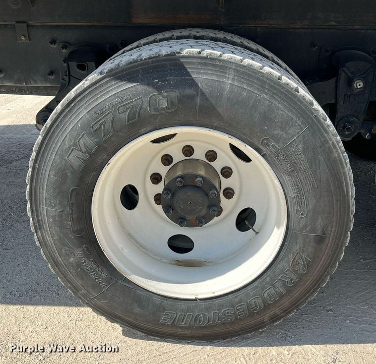 image for item DQ2217 2016 Kenworth T800  dump truck