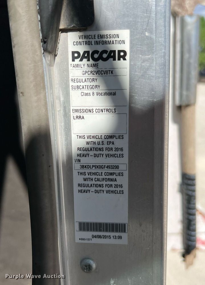 image for item DQ2217 2016 Kenworth T800  dump truck