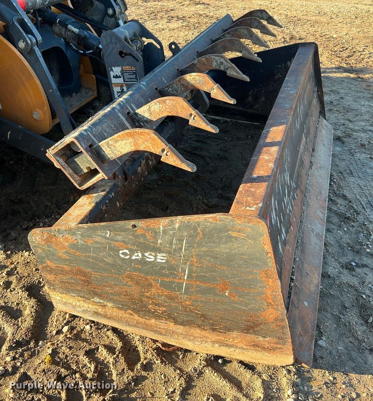 image for item DQ2232 2018 Case 570N EP  landscape tractor