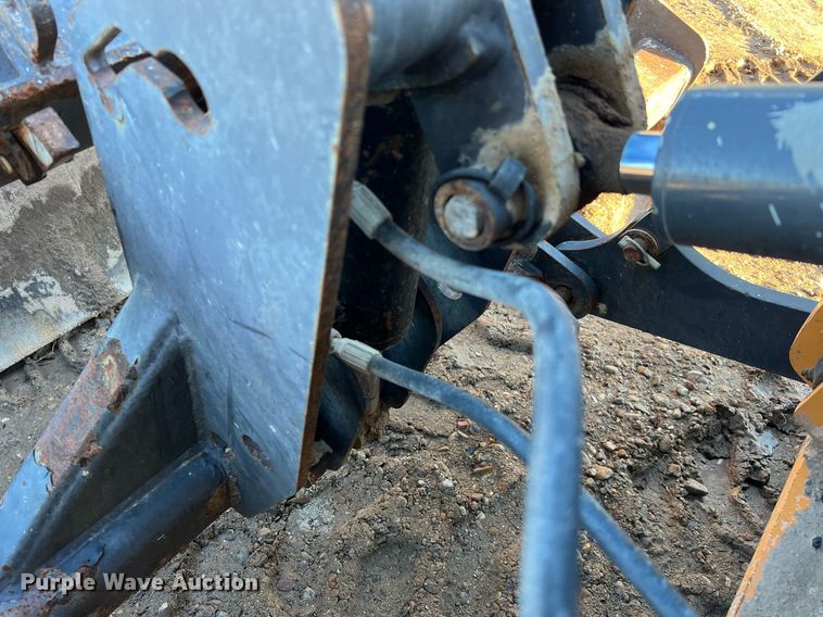 image for item DQ2232 2018 Case 570N EP  landscape tractor