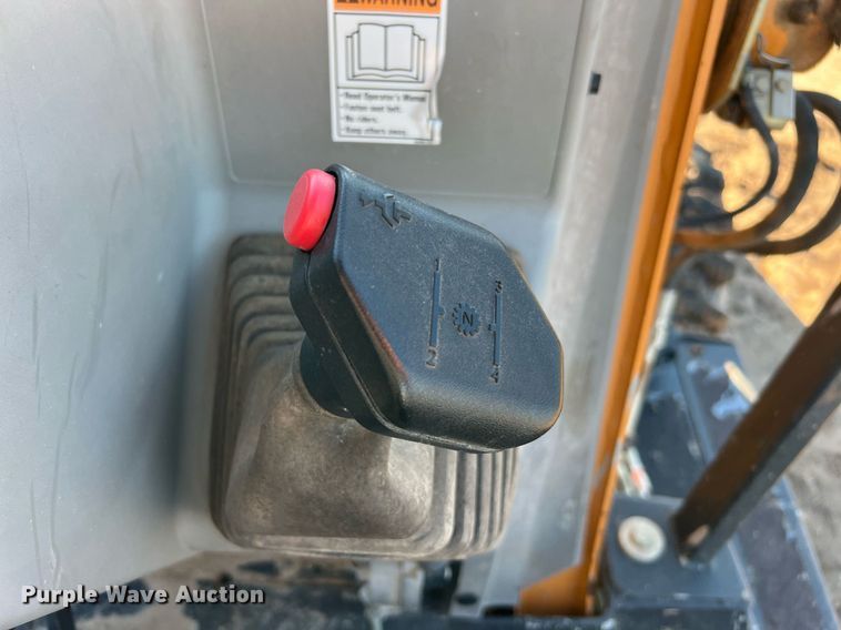 image for item DQ2232 2018 Case 570N EP  landscape tractor