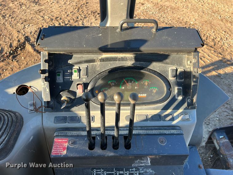 image for item DQ2232 2018 Case 570N EP  landscape tractor