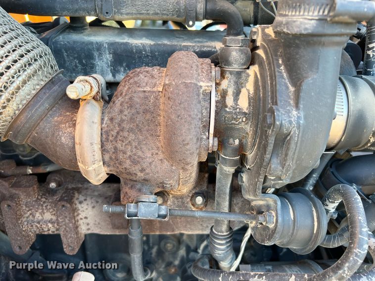 image for item DQ2232 2018 Case 570N EP  landscape tractor