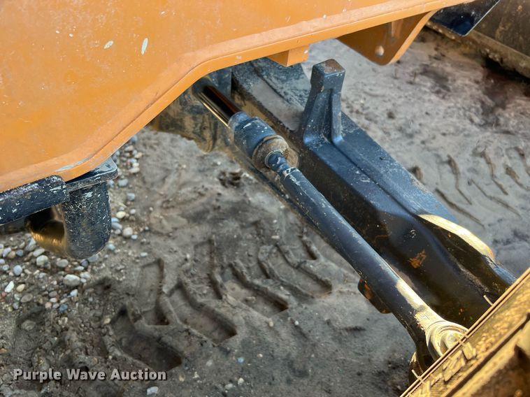 image for item DQ2232 2018 Case 570N EP  landscape tractor