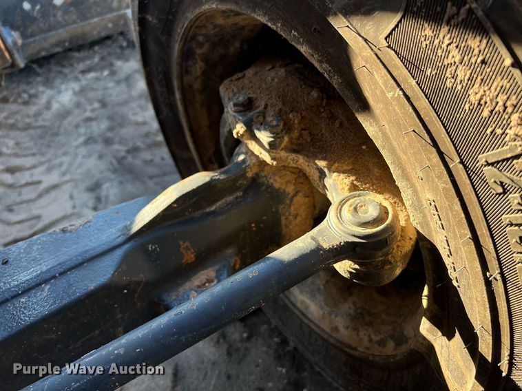 image for item DQ2232 2018 Case 570N EP  landscape tractor