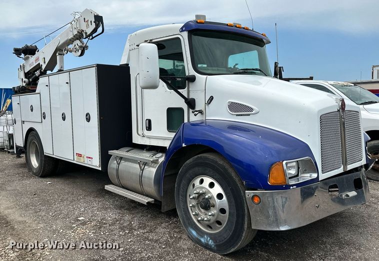 image for item DS6425 2008 Kenworth T370  utility / service truck