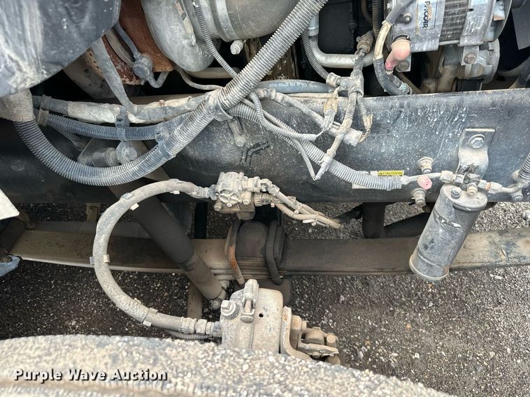 image for item DS6425 2008 Kenworth T370  utility / service truck