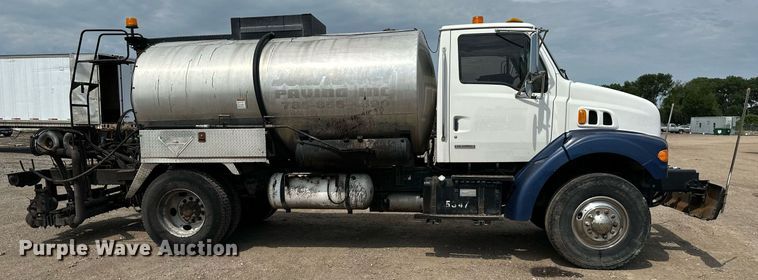 image for item DS6428 2002 Sterling L-Line  oil distributor truck