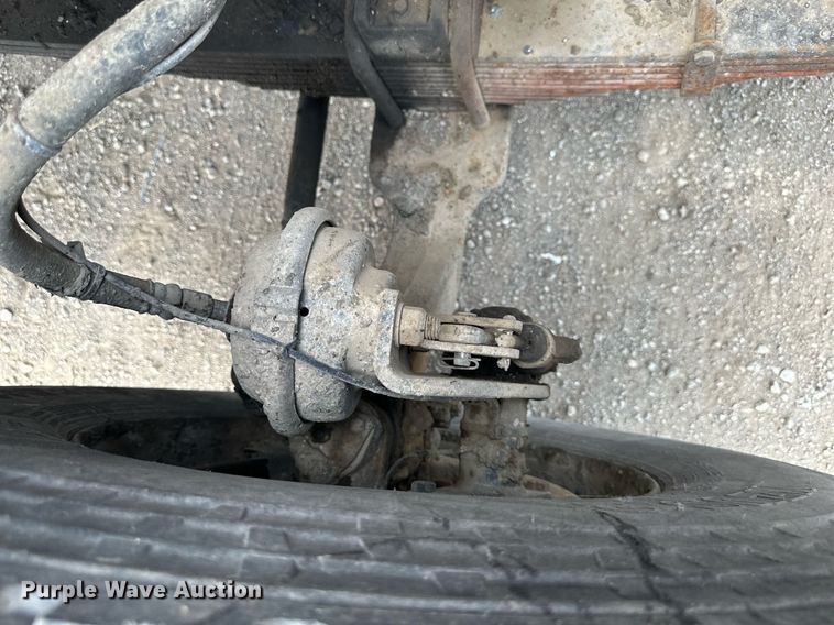 image for item DS6428 2002 Sterling L-Line  oil distributor truck