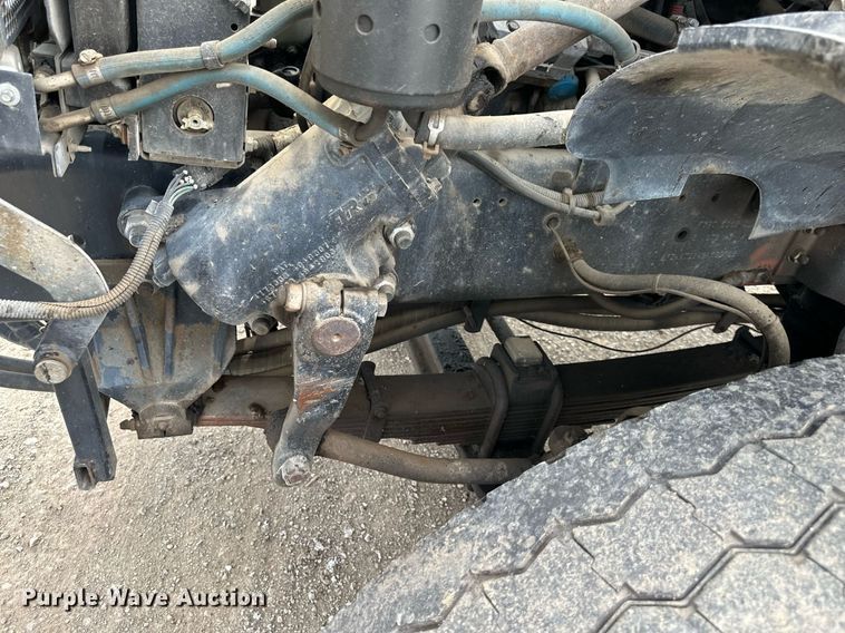 image for item DS6428 2002 Sterling L-Line  oil distributor truck