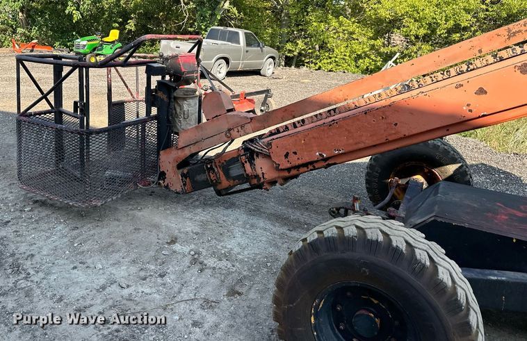 image for item DW2752 JLG 40F  boom lift