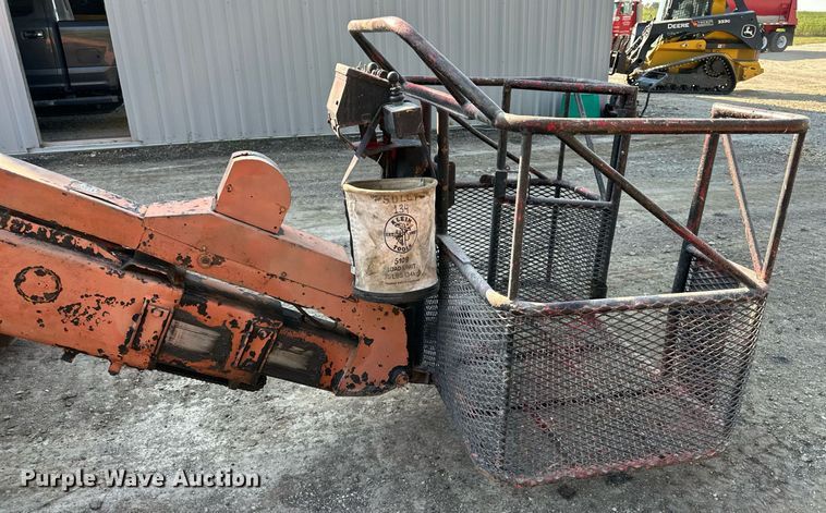 image for item DW2752 JLG 40F  boom lift