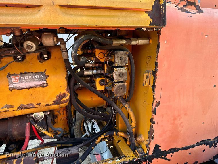 image for item DW2752 JLG 40F  boom lift