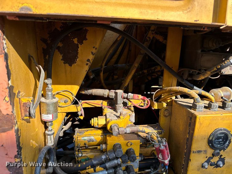 image for item DW2752 JLG 40F  boom lift