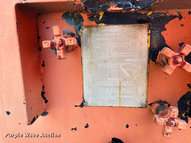 image for item DW2752 JLG 40F  boom lift