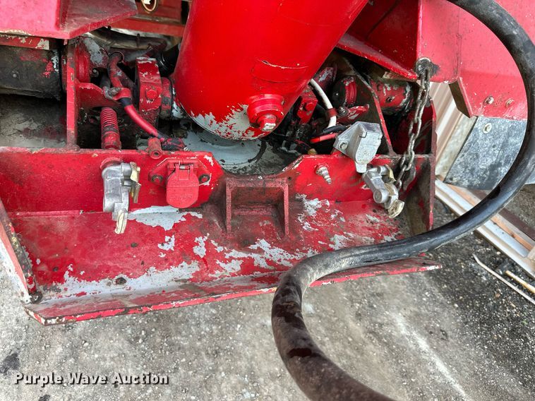 image for item DW2753 2001 L&M  end dump trailer