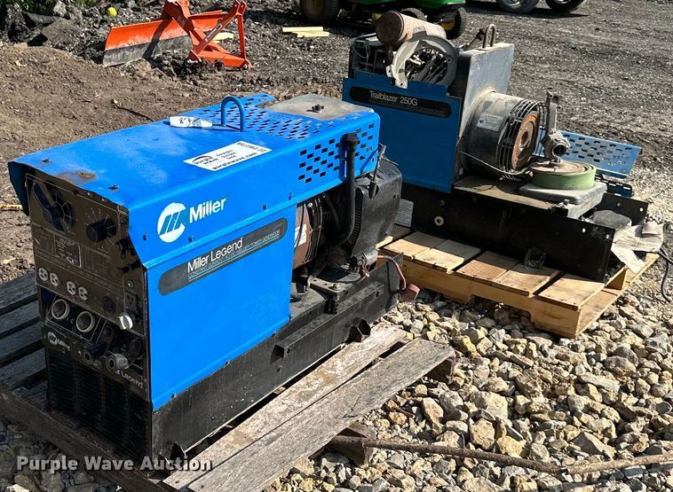 image for item DW2758 Miller Legend  welder/generator
