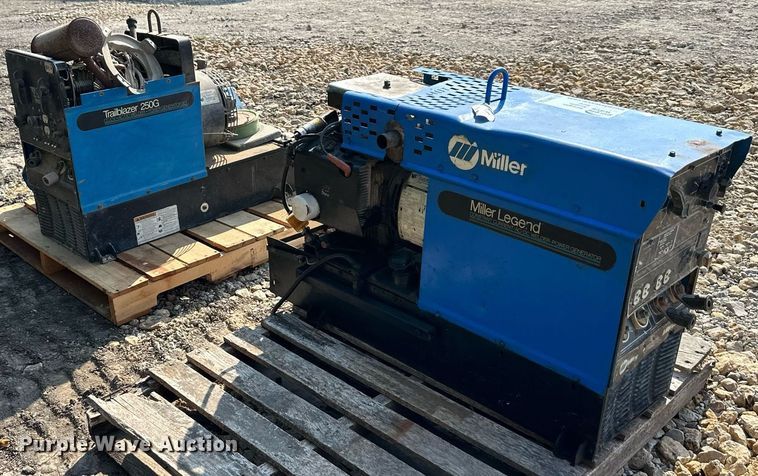 image for item DW2758 Miller Legend  welder/generator